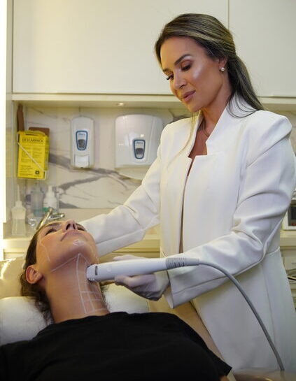 Coolfase: Tecnologia Avançada para Rejuvenescimento Facial e Combate à Flacidez.
